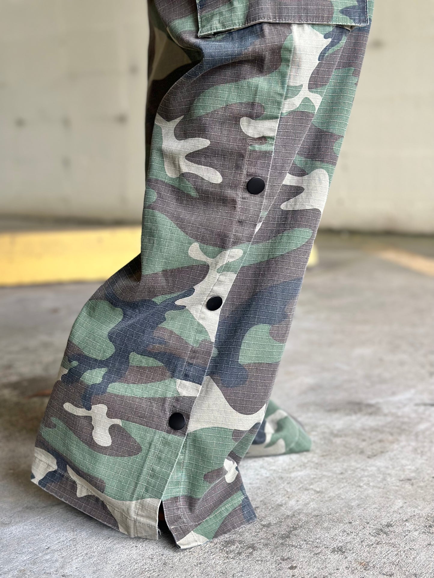 Camo Pant (Available in 3X) | Review Description & Policies